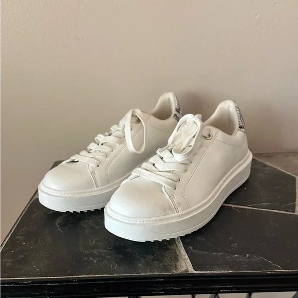 Steve Madden Catcher Sneakers Size 9.5 - Picture 1 of 7